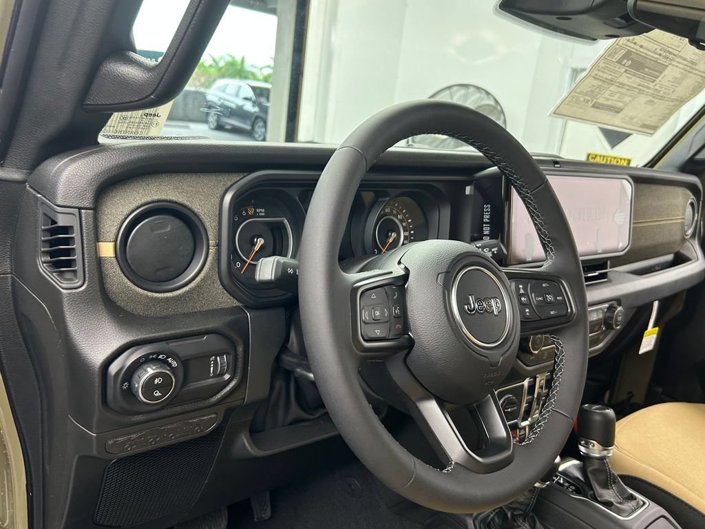 New 2026 Jeep Gladiator Willys AWD/4WD image 16