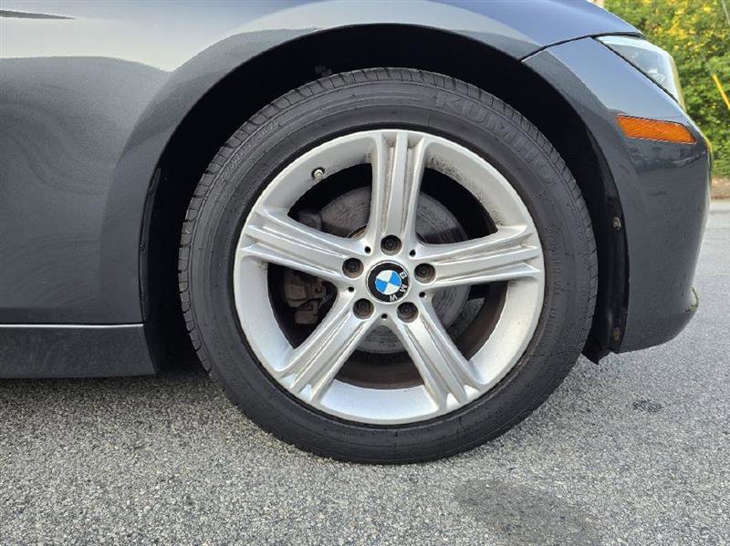 Used 2015 BMW 328d xDrive Sedan AWD/4WD image 17