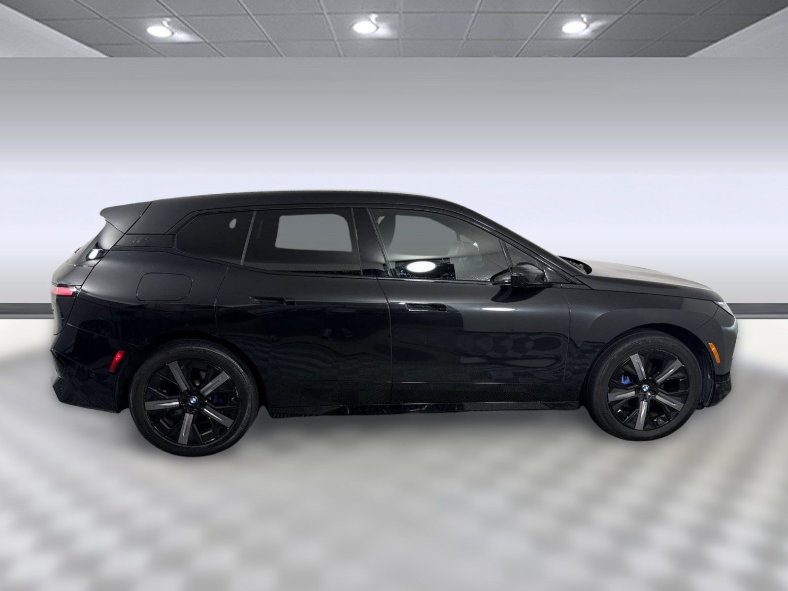 Used 2025 BMW iX xDrive50 AWD/4WD image 8