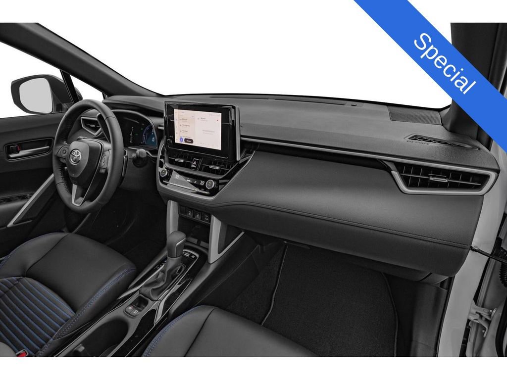 Used 2024 Toyota Corolla Cross XSE w/ Convenience Package image 63