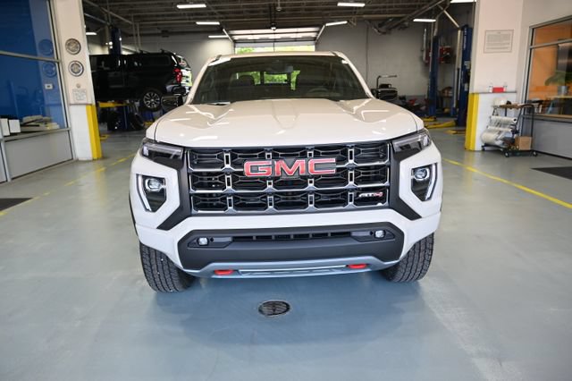 New 2026 GMC Canyon AT4 AWD/4WD image 2