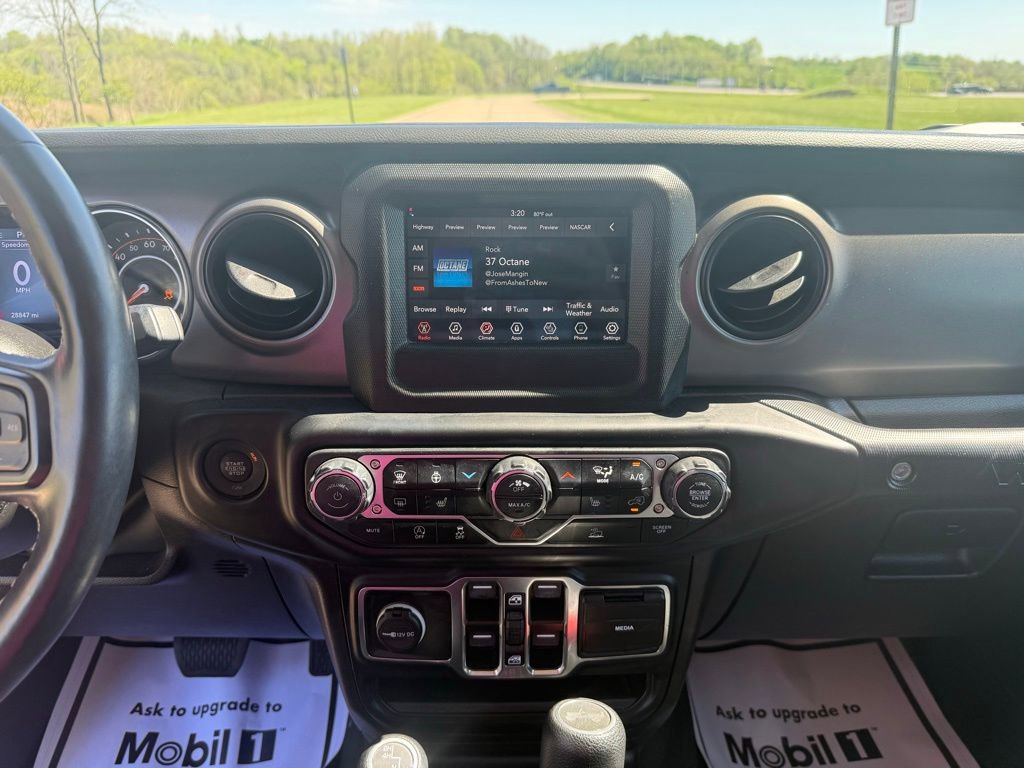 Used 2023 Jeep Wrangler Sport S AWD/4WD image 38