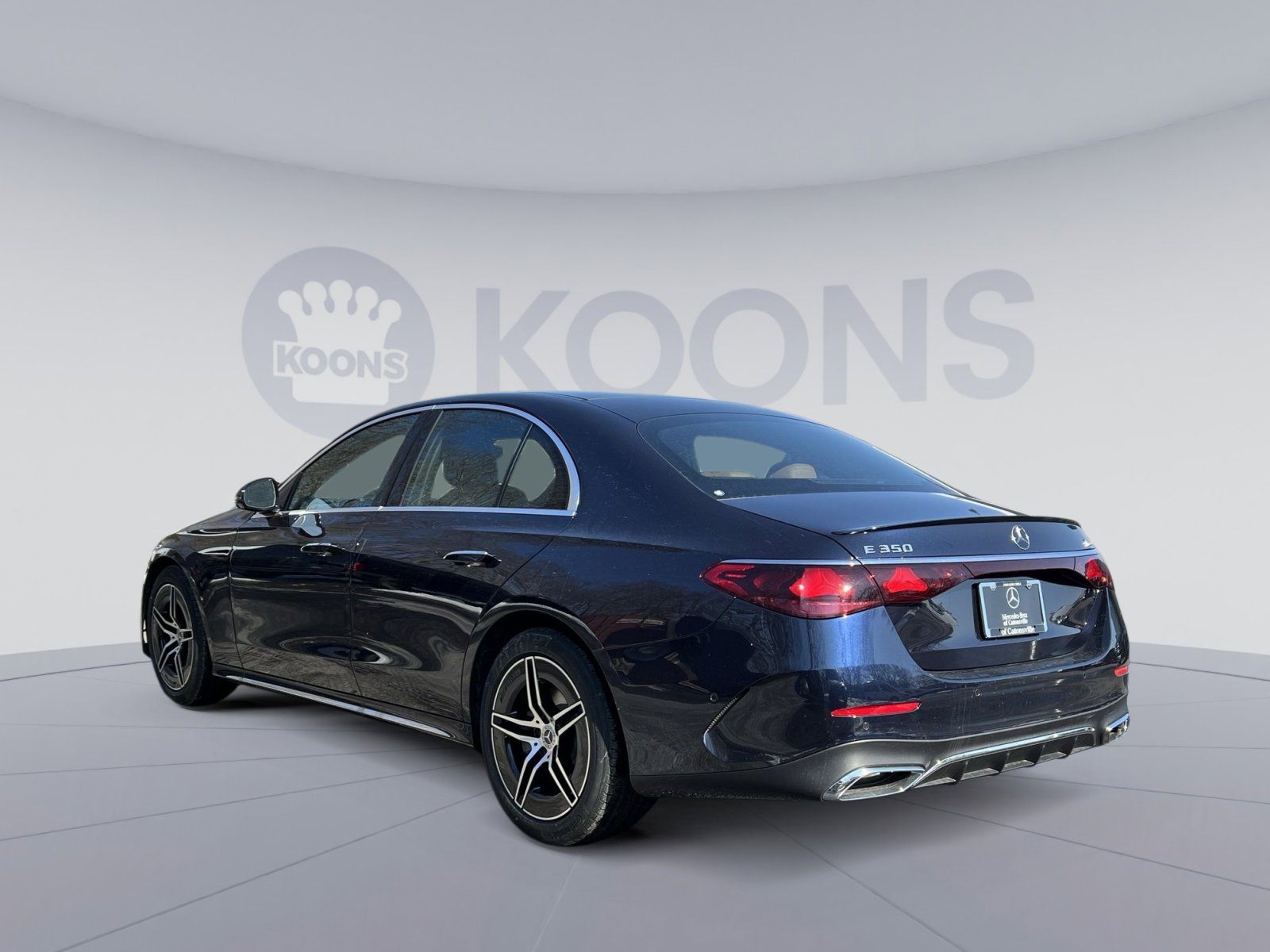 New 2026 Mercedes-Benz E 350 4MATIC Sedan image 4