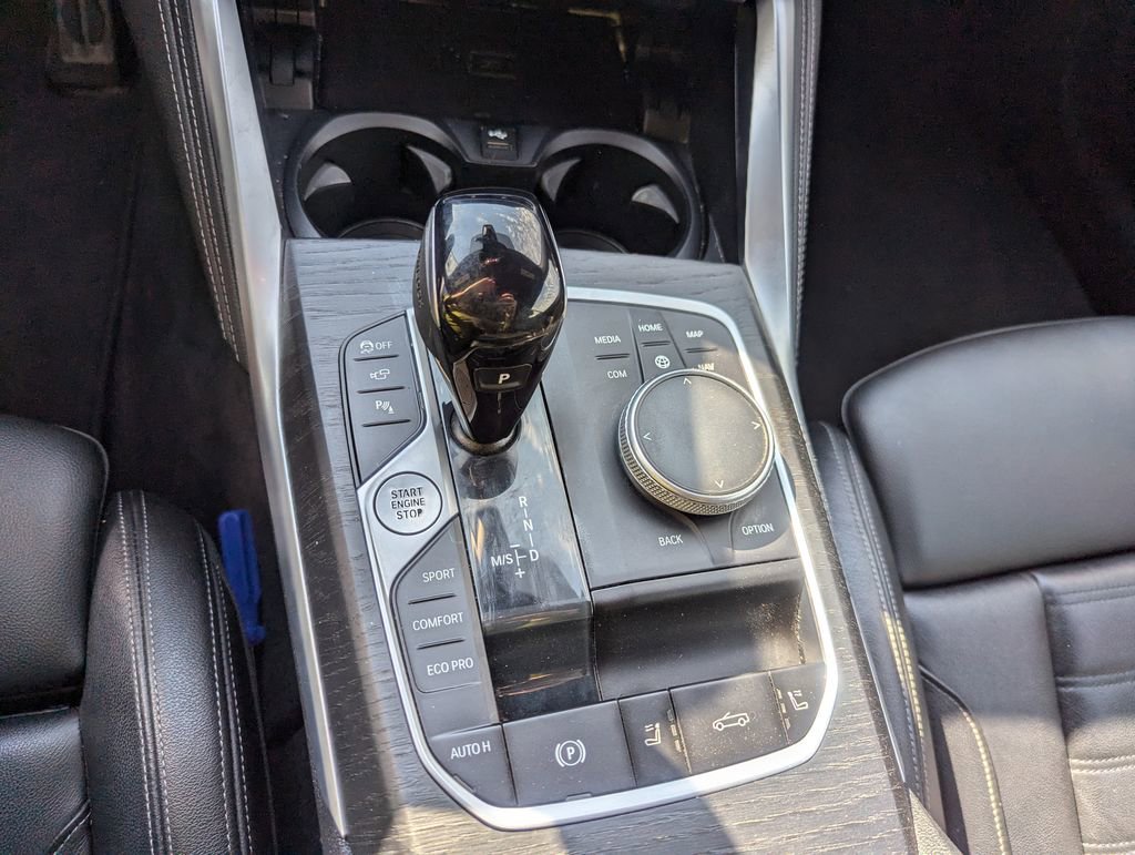 Used 2022 BMW M440i Convertible w/ Premium Package image 14