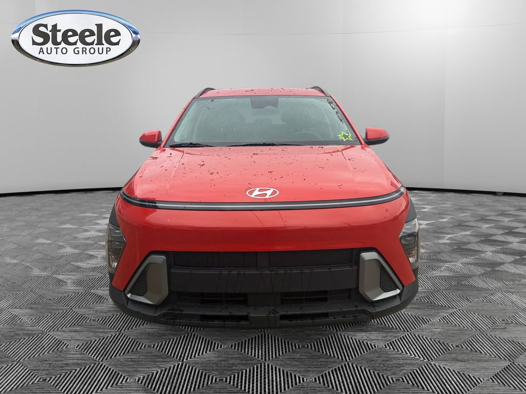 Certified 2025 Hyundai Kona SEL image 8