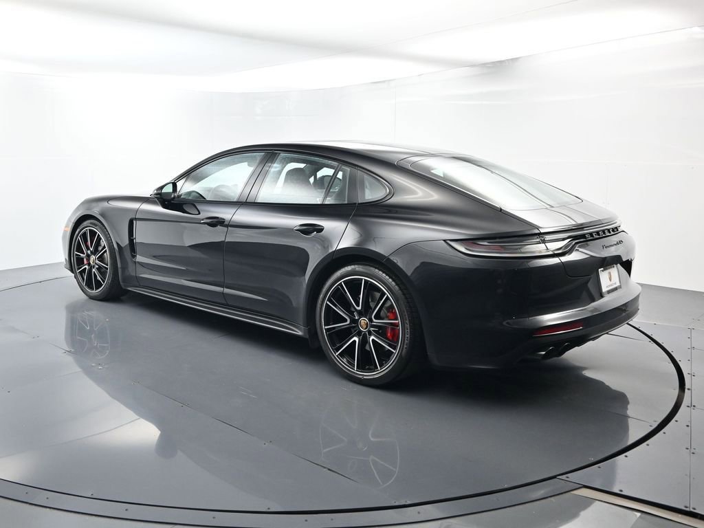 Certified 2021 Porsche Panamera GTS image 3