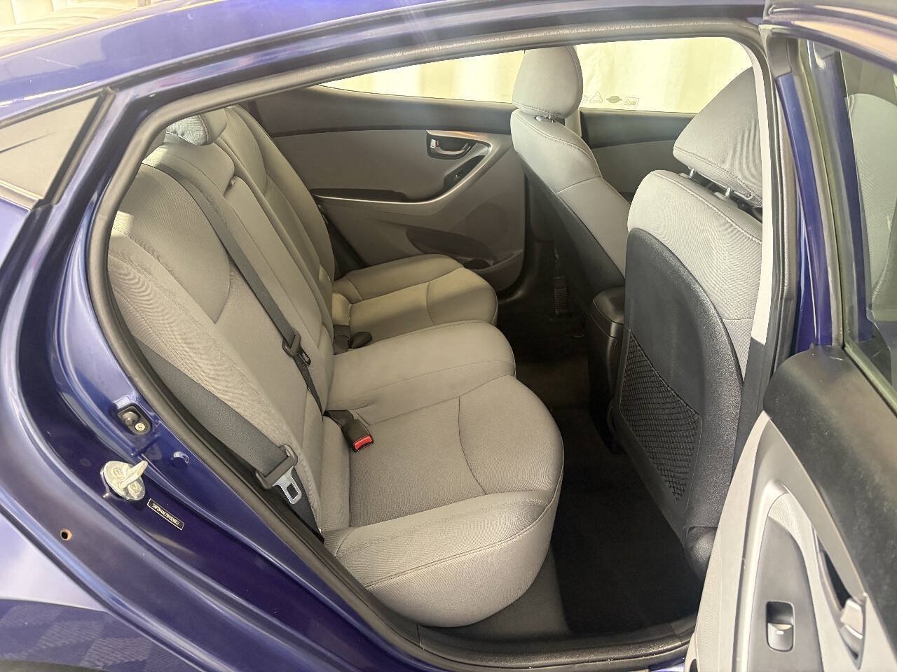 Used 2011 Hyundai Elantra GLS FWD image 20