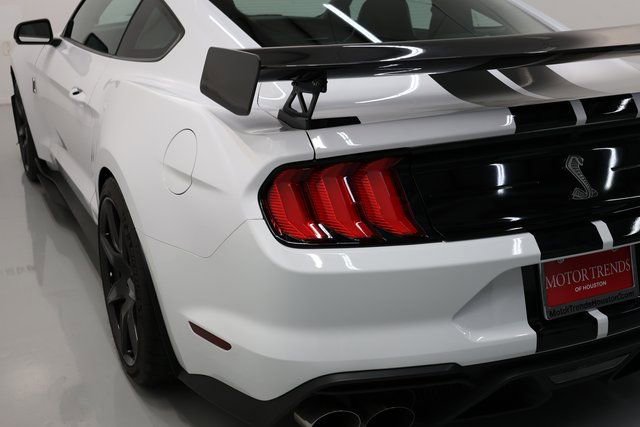 Used 2021 Ford Mustang Shelby GT500 w/ Carbon Fiber Track Pack image 59