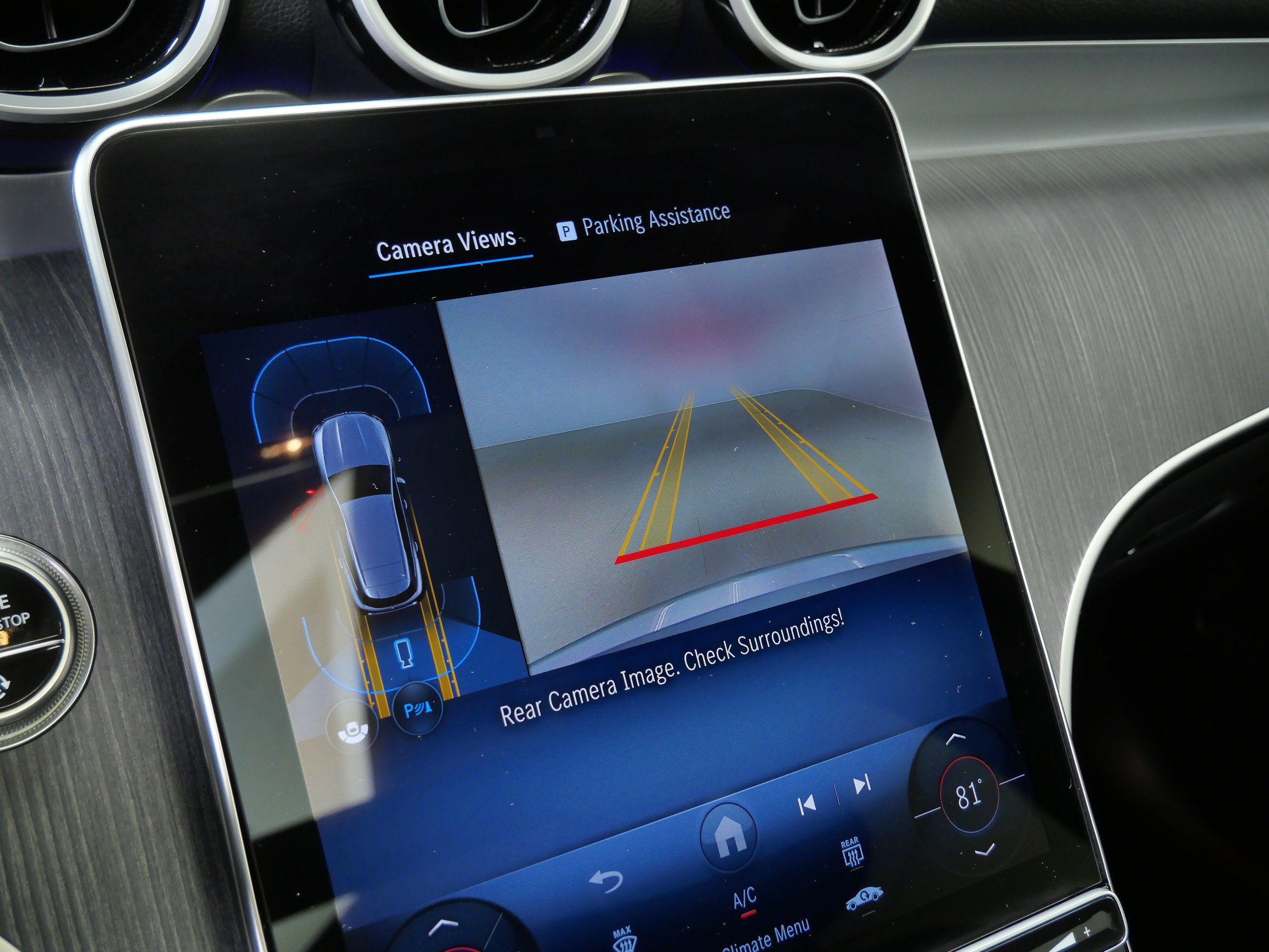 Certified 2026 Mercedes-Benz GLC 300 4MATIC image 24