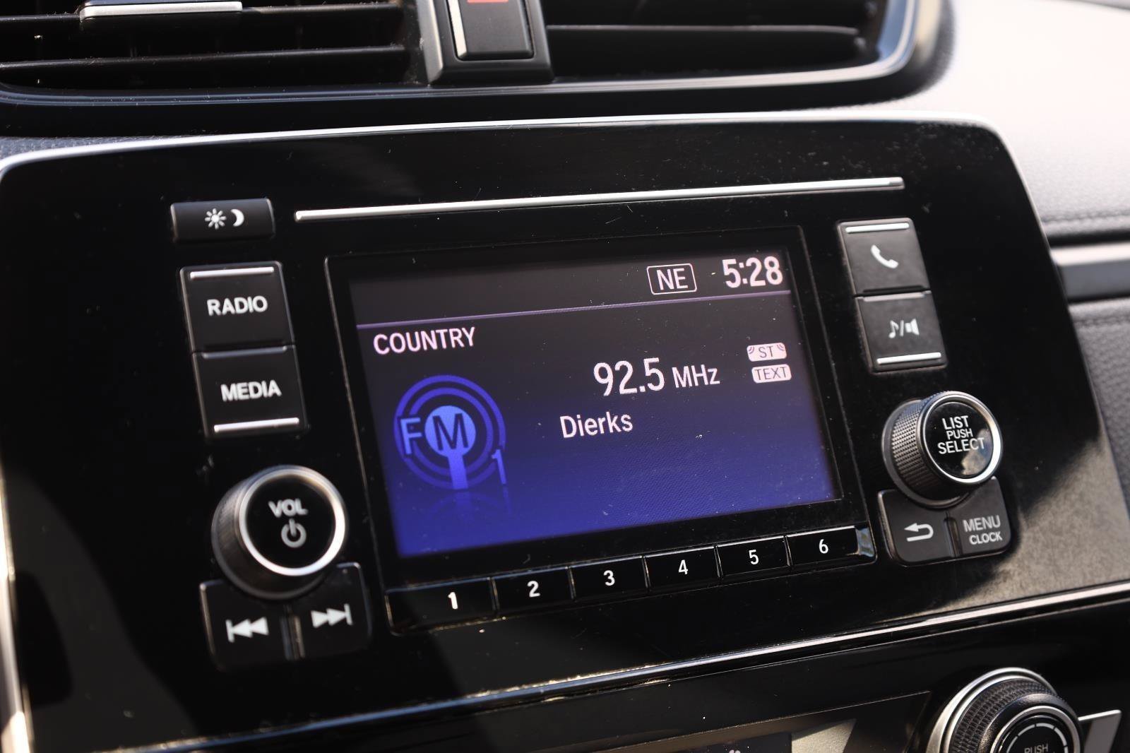Used 2019 Honda CR-V LX image 31