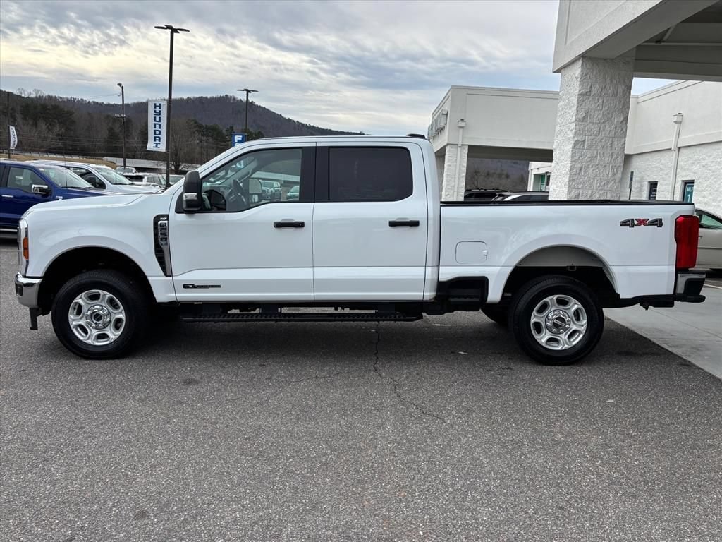 Used 2025 Ford F250 XLT AWD/4WD image 24