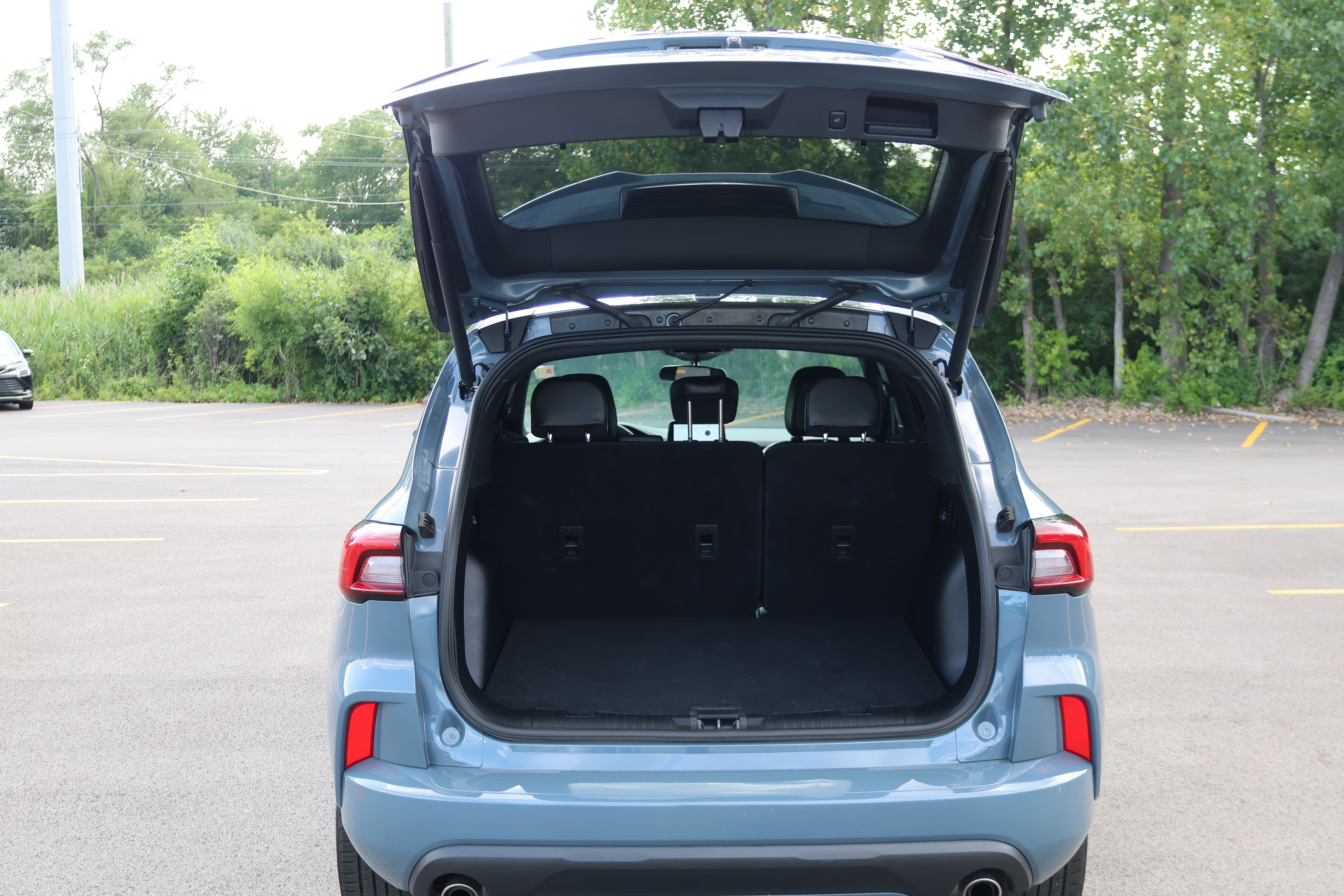 Used 2024 Ford Escape ST-Line AWD/4WD image 5