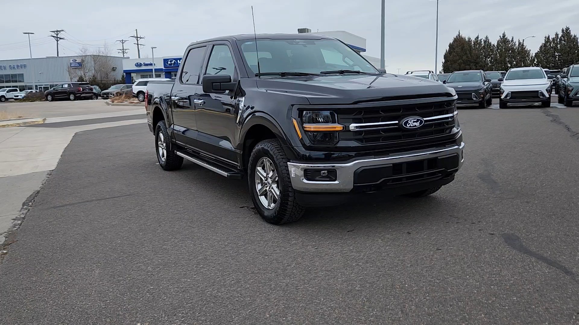Used 2025 Ford F150 XLT w/ Equipment Group 301A Standard AWD/4WD image 5