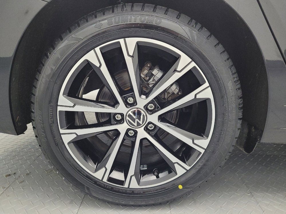 Used 2025 Volkswagen Jetta Sport FWD image 31