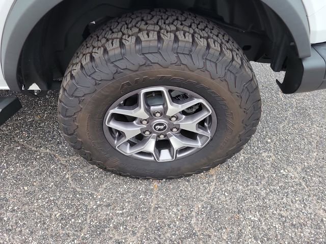 Used 2024 Ford Bronco Badlands image 6