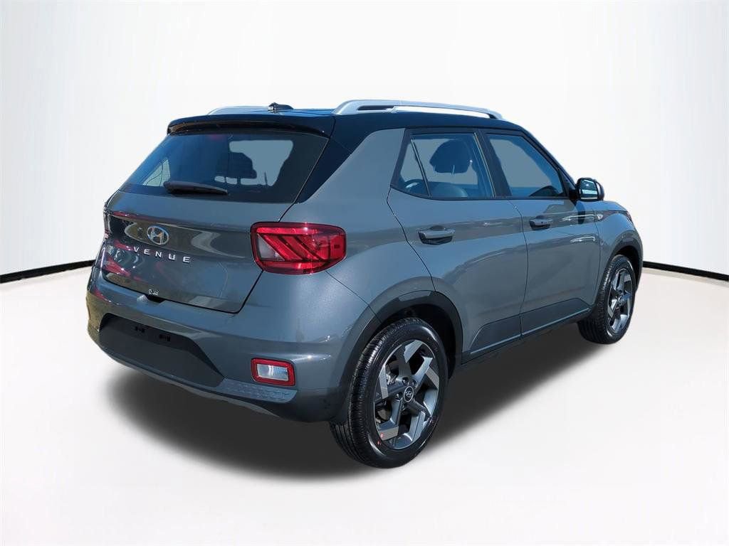 New 2026 Hyundai Venue SEL image 5