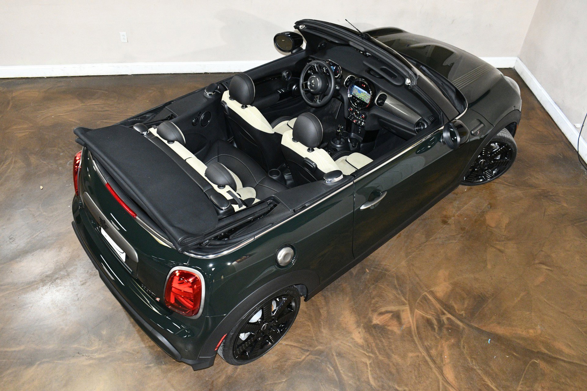 Used 2023 MINI Cooper S w/ MINI Resolute Edition image 75