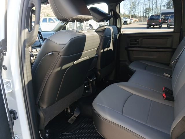 Used 2024 RAM 2500 Tradesman w/ Chrome Appearance Group AWD/4WD image 14