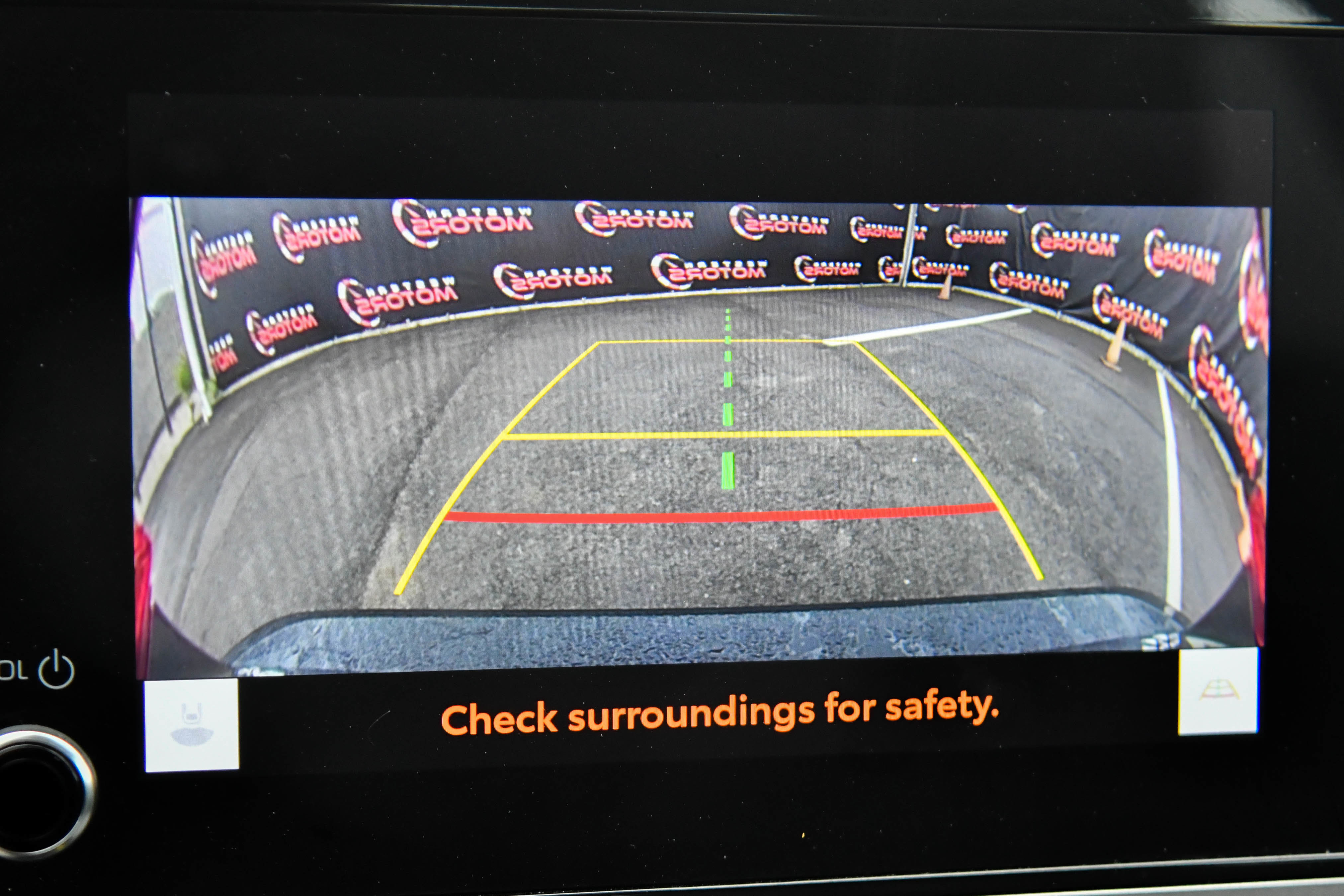 Used 2025 Toyota Camry LE image 19