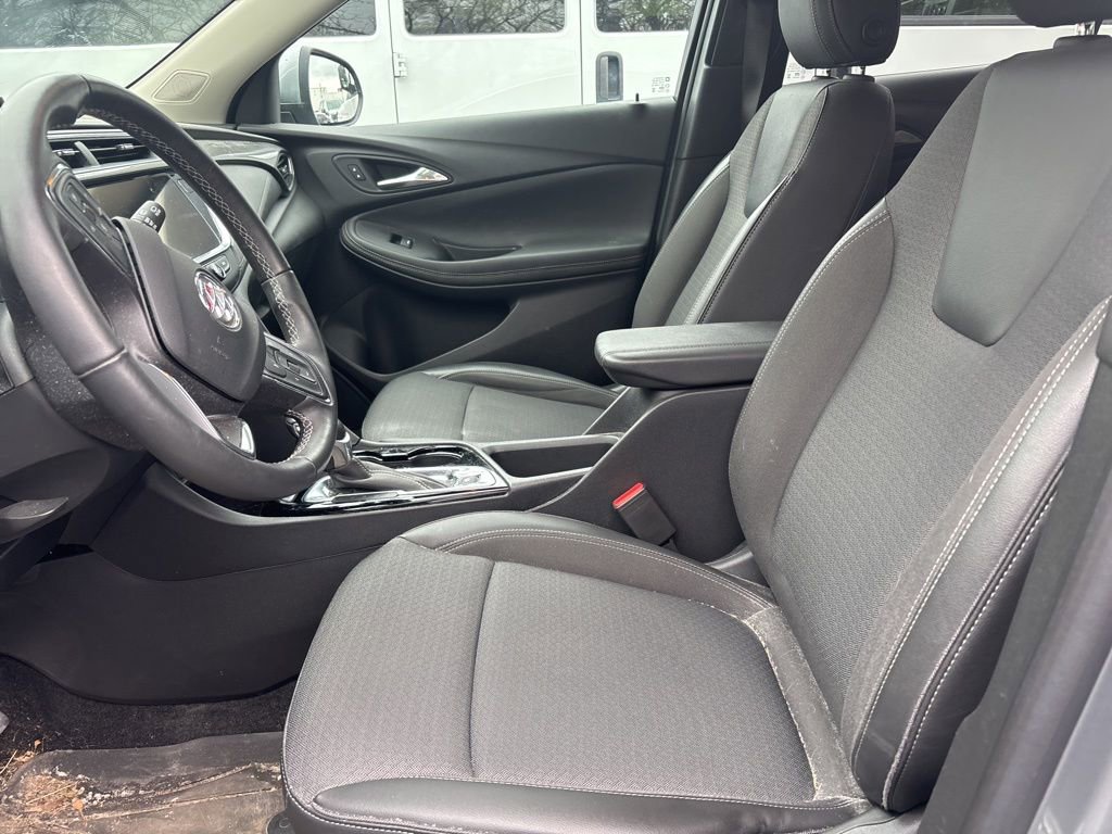 Used 2023 Buick Encore GX Select w/ Sport Touring Package AWD/4WD image 7