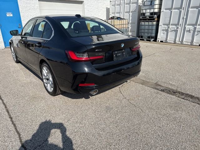 Used 2025 BMW 330i xDrive Sedan AWD/4WD image 4
