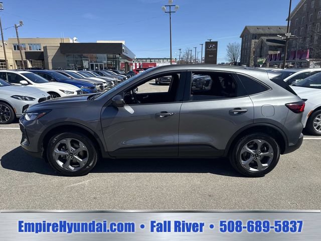 Used 2025 Ford Escape ST-Line Select AWD/4WD image 10