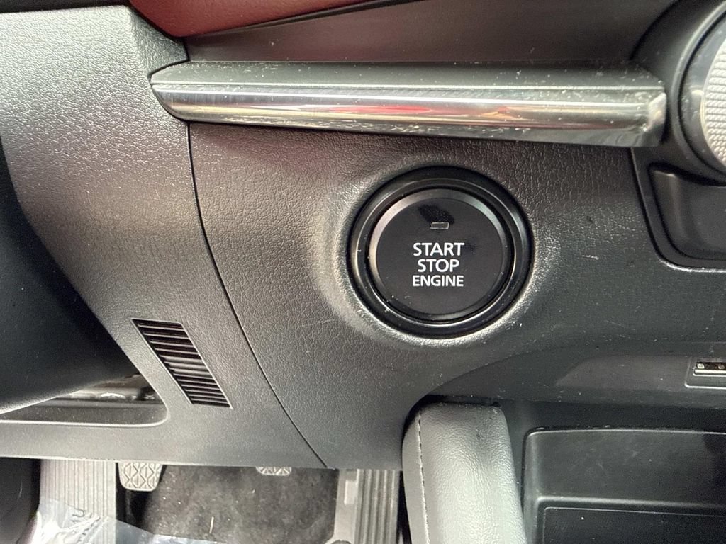 Used 2021 MAZDA MAZDA3 s FWD image 35