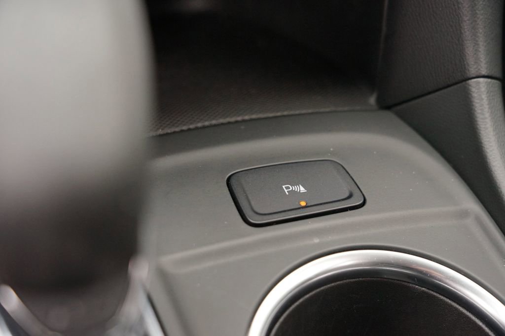 Used 2022 Chevrolet Equinox LT image 40