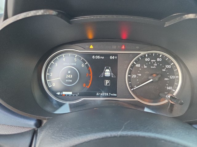 Used 2025 Nissan Versa SV w/ Trunk Package FWD image 14