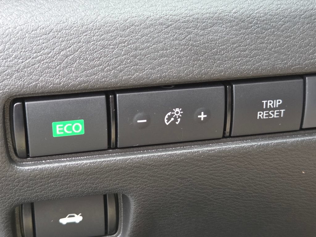 Used 2023 Nissan Sentra SV w/ All-Weather Package FWD image 11