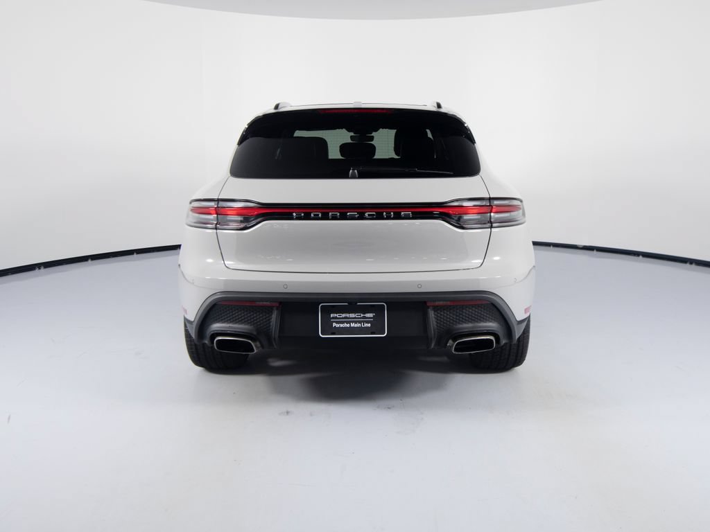 New 2026 Porsche Macan AWD/4WD image 9