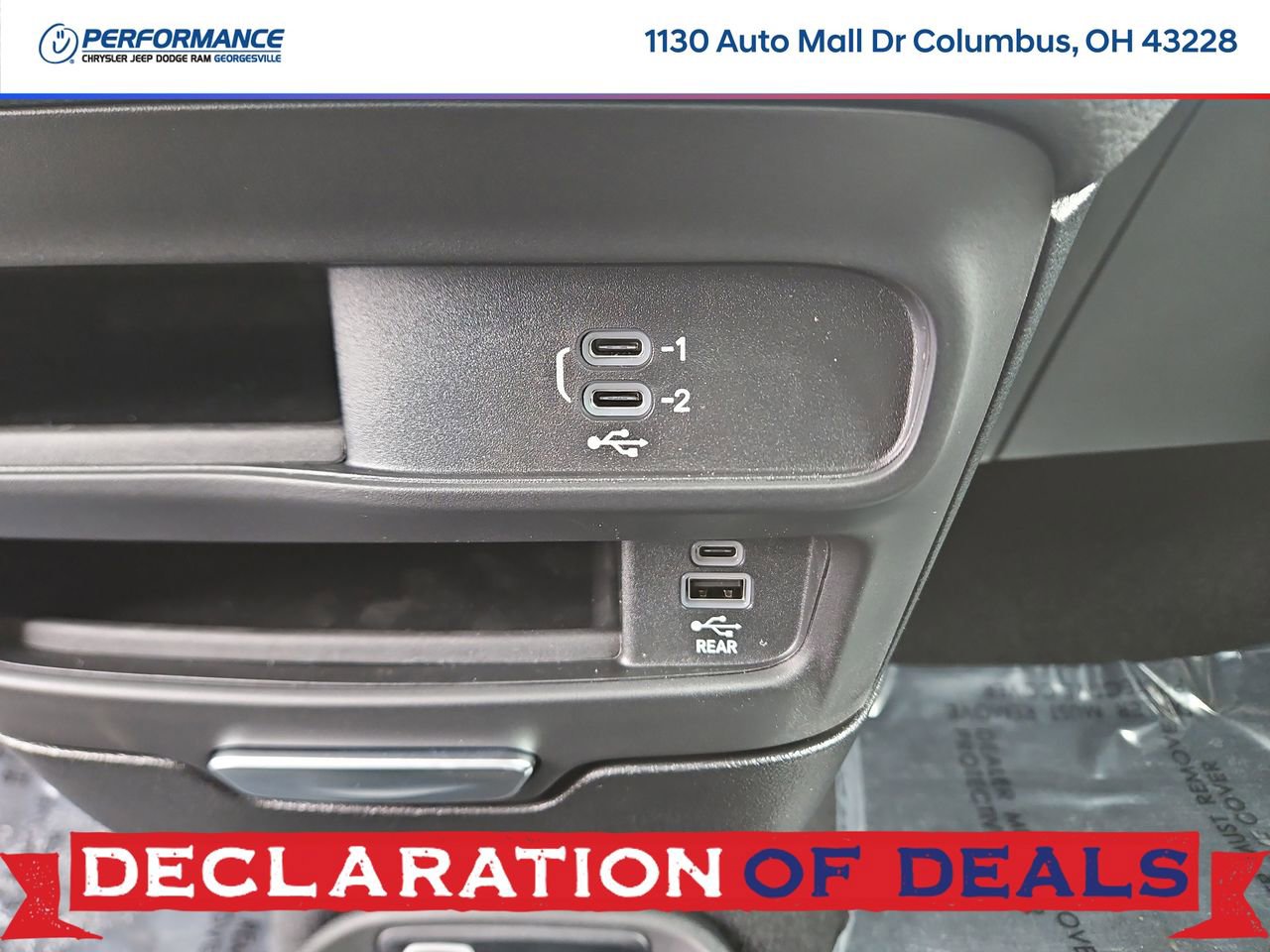 New 2026 Chrysler Pacifica Select image 31