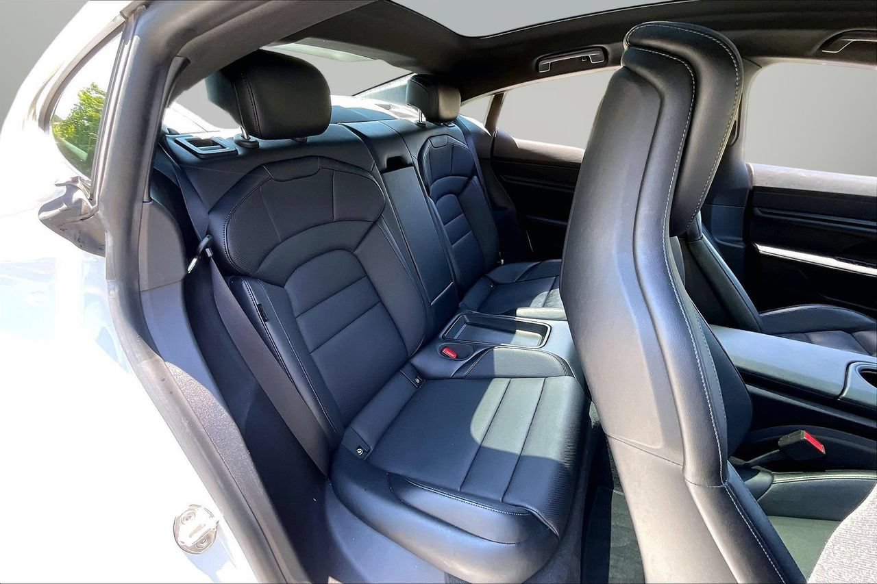 Used 2022 Porsche Taycan 4S AWD/4WD image 25