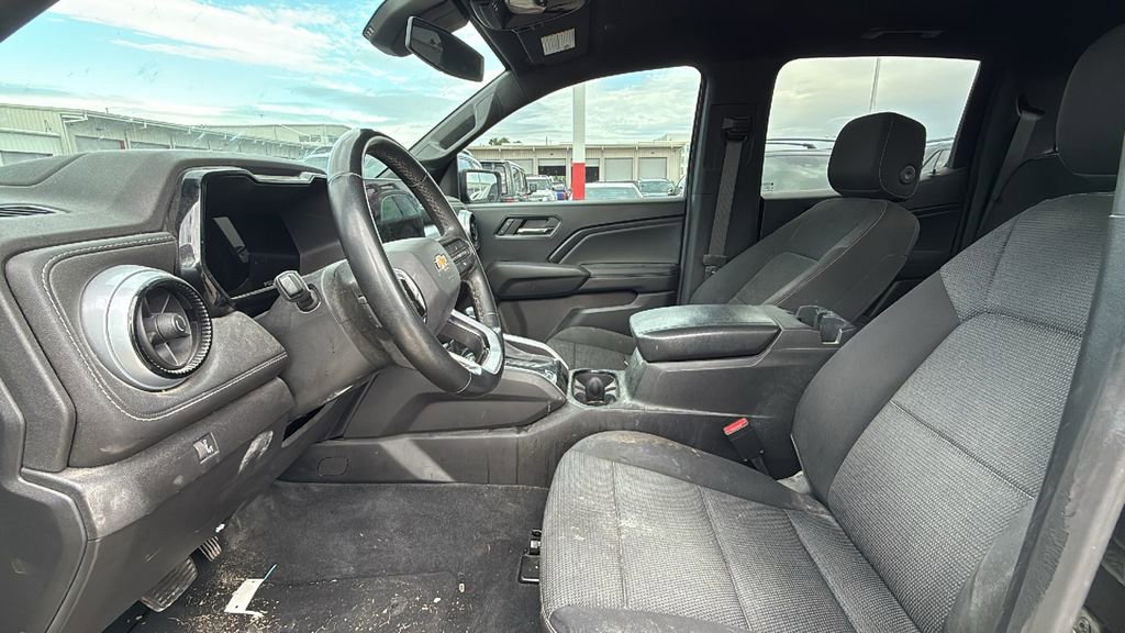 Used 2023 Chevrolet Colorado LT RWD image 4