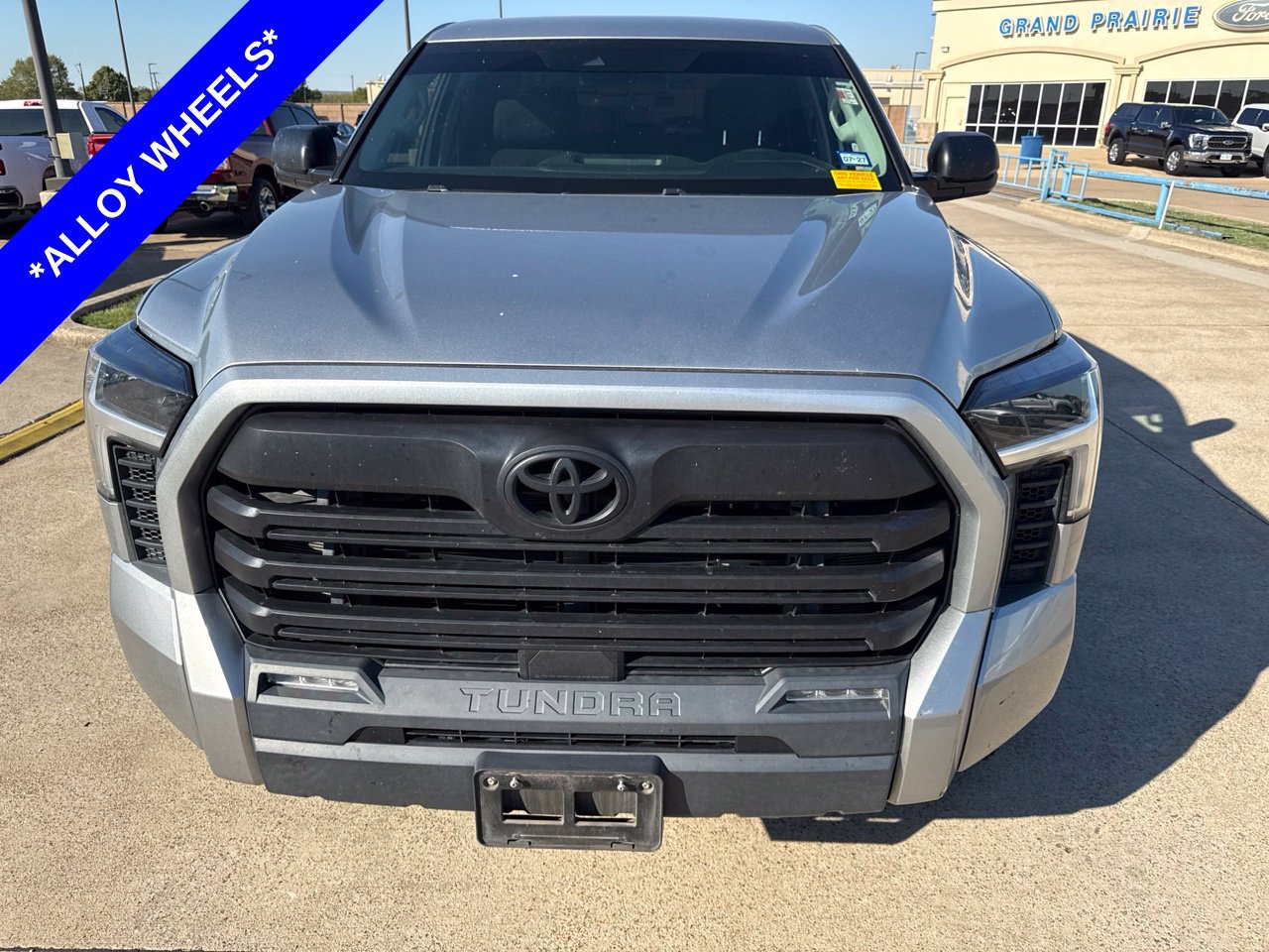 Used 2022 Toyota Tundra SR5 AWD/4WD image 2