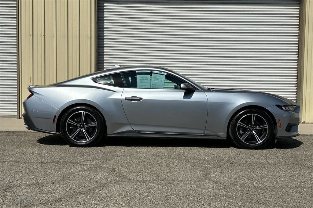 Used 2024 Ford Mustang Premium image 7