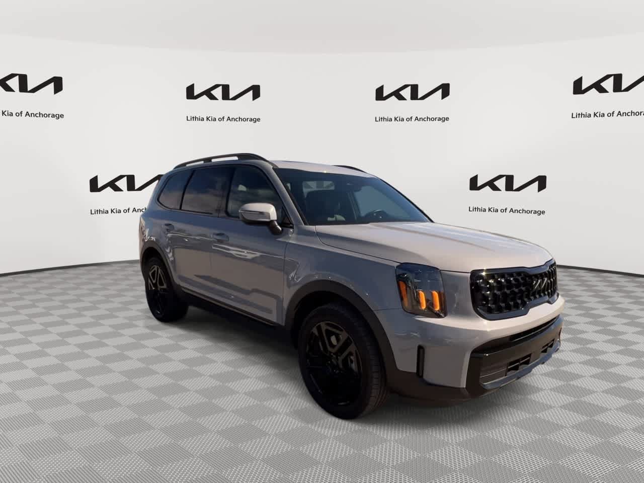 Used 2025 Kia Telluride EX X-Line AWD/4WD image 3