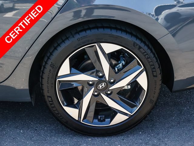Certified 2023 Hyundai Elantra Limited FWD image 8