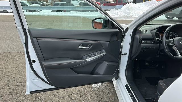 Used 2022 Nissan Sentra SR image 8