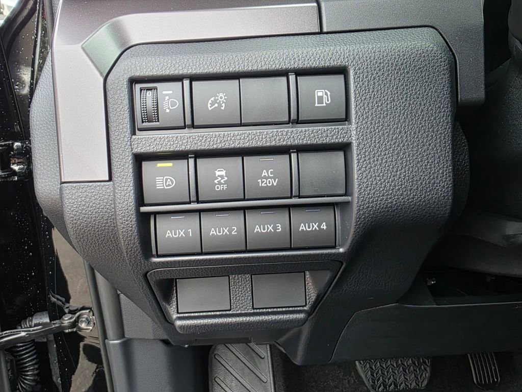 Used 2025 Toyota 4Runner TRD Off-Road image 17