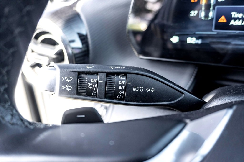 Used 2025 Chevrolet Equinox LT w/ Safety and Technology Package image 19