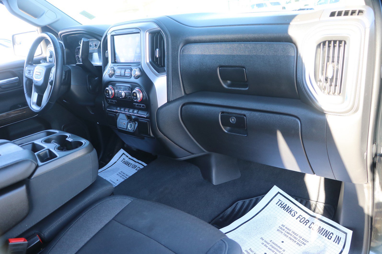 Used 2020 GMC Sierra 1500 SLE w/ SLE Value Package image 33