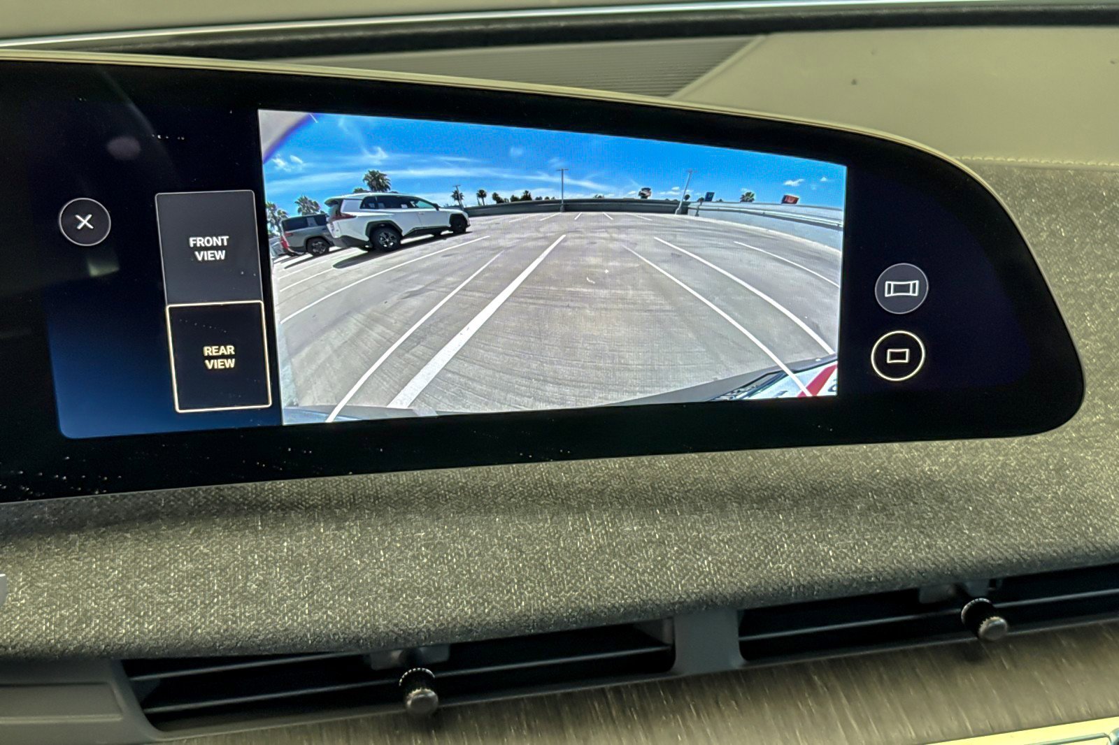 Used 2026 Lucid Air Touring AWD/4WD image 18
