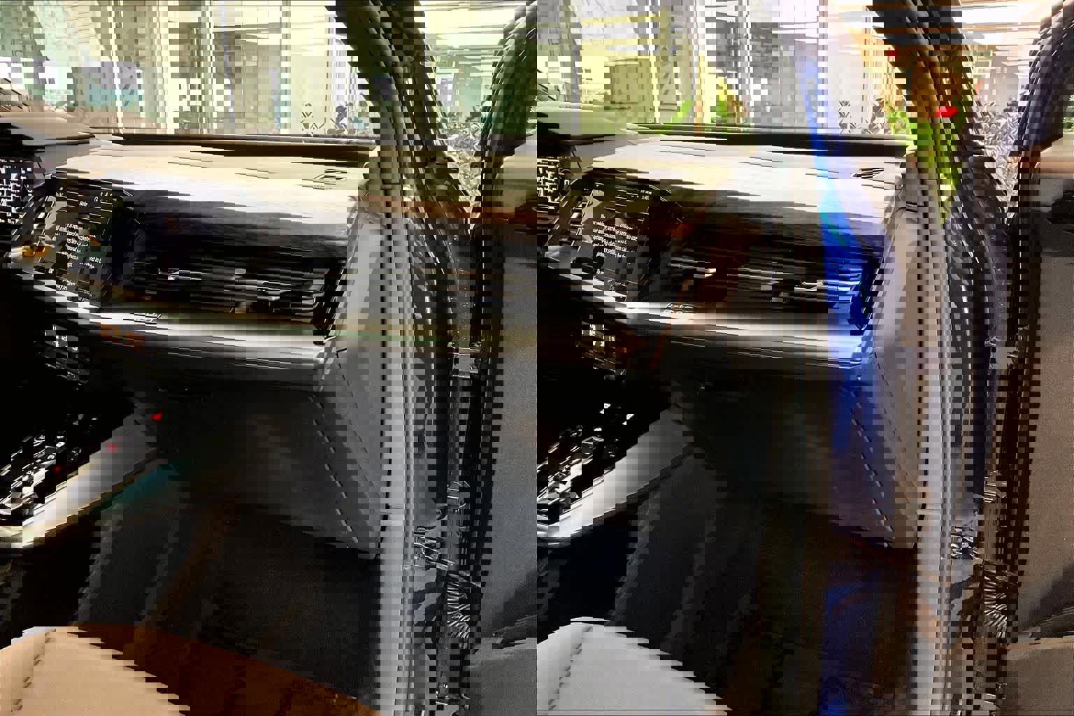 Used 2023 Audi Q4 e-tron Premium Plus RWD image 17