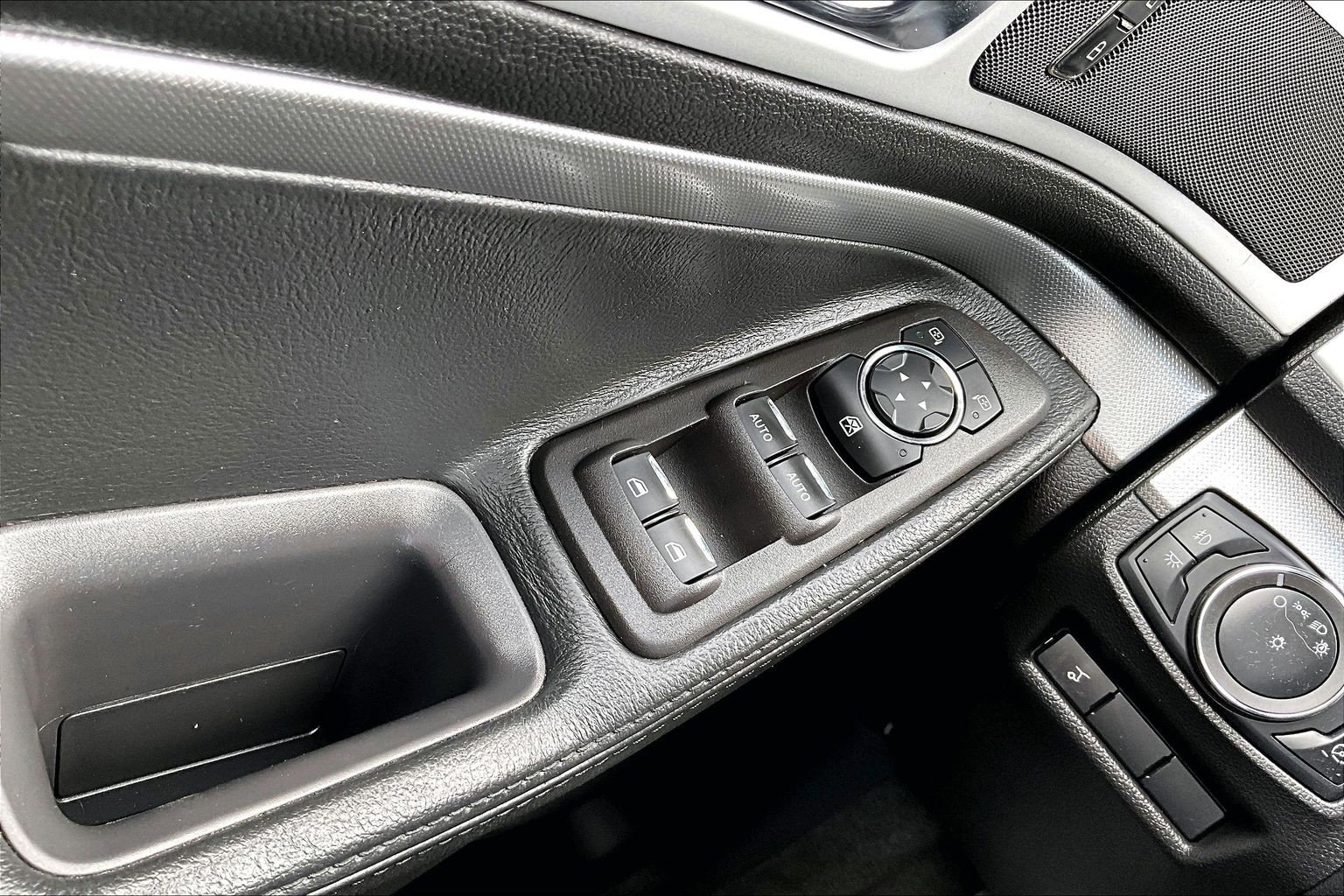 Used 2011 Ford Explorer XLT w/ 202A Rapid Spec Order Code FWD image 34
