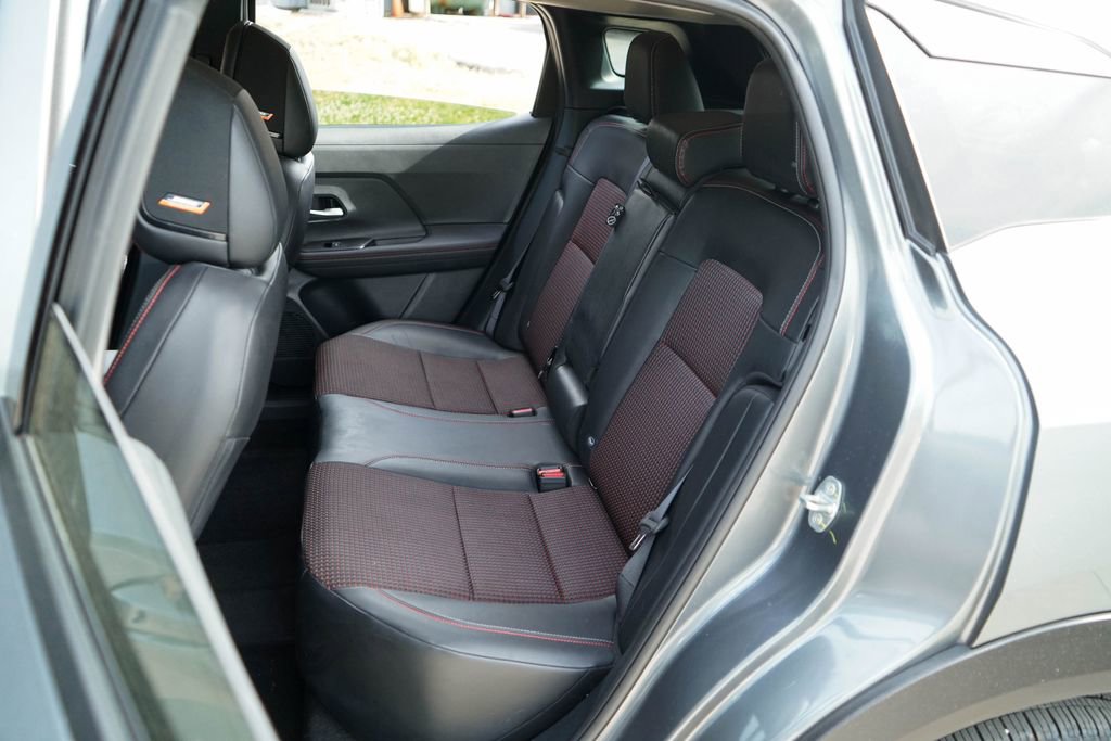 Used 2025 Nissan Kicks SR w/ SR Premium Package image 34