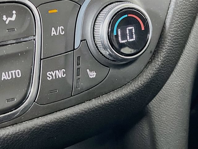 Used 2021 Chevrolet Equinox LT FWD image 21