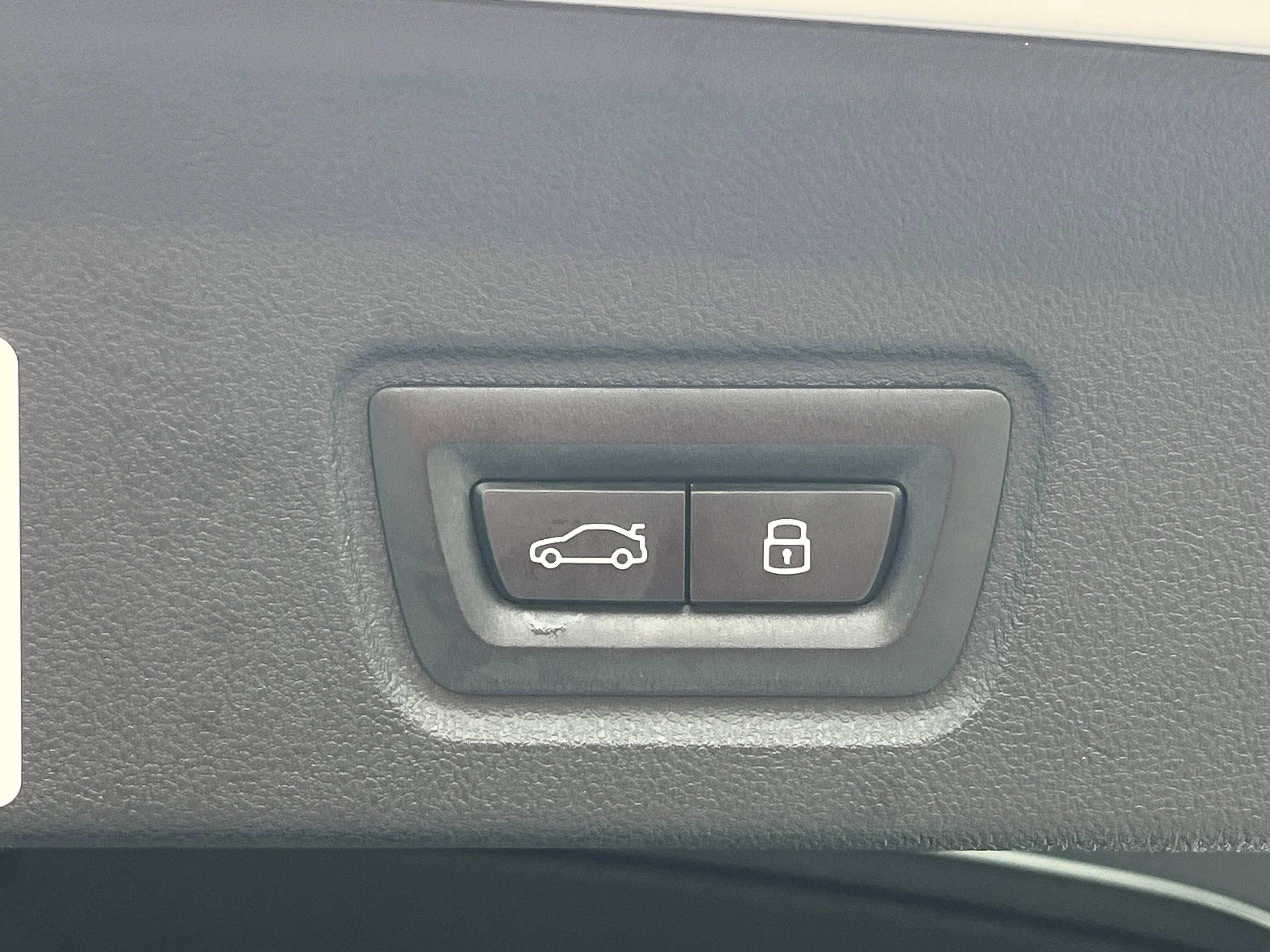 Used 2025 BMW i4 xDrive40i image 29