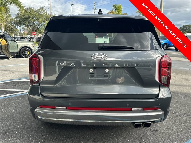 Used 2023 Hyundai Palisade Calligraphy w/ Cargo Package image 7
