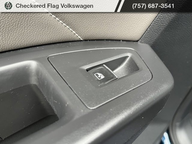 Used 2023 Volkswagen Atlas Cross Sport SE w/ Panoramic Sunroof Package image 26